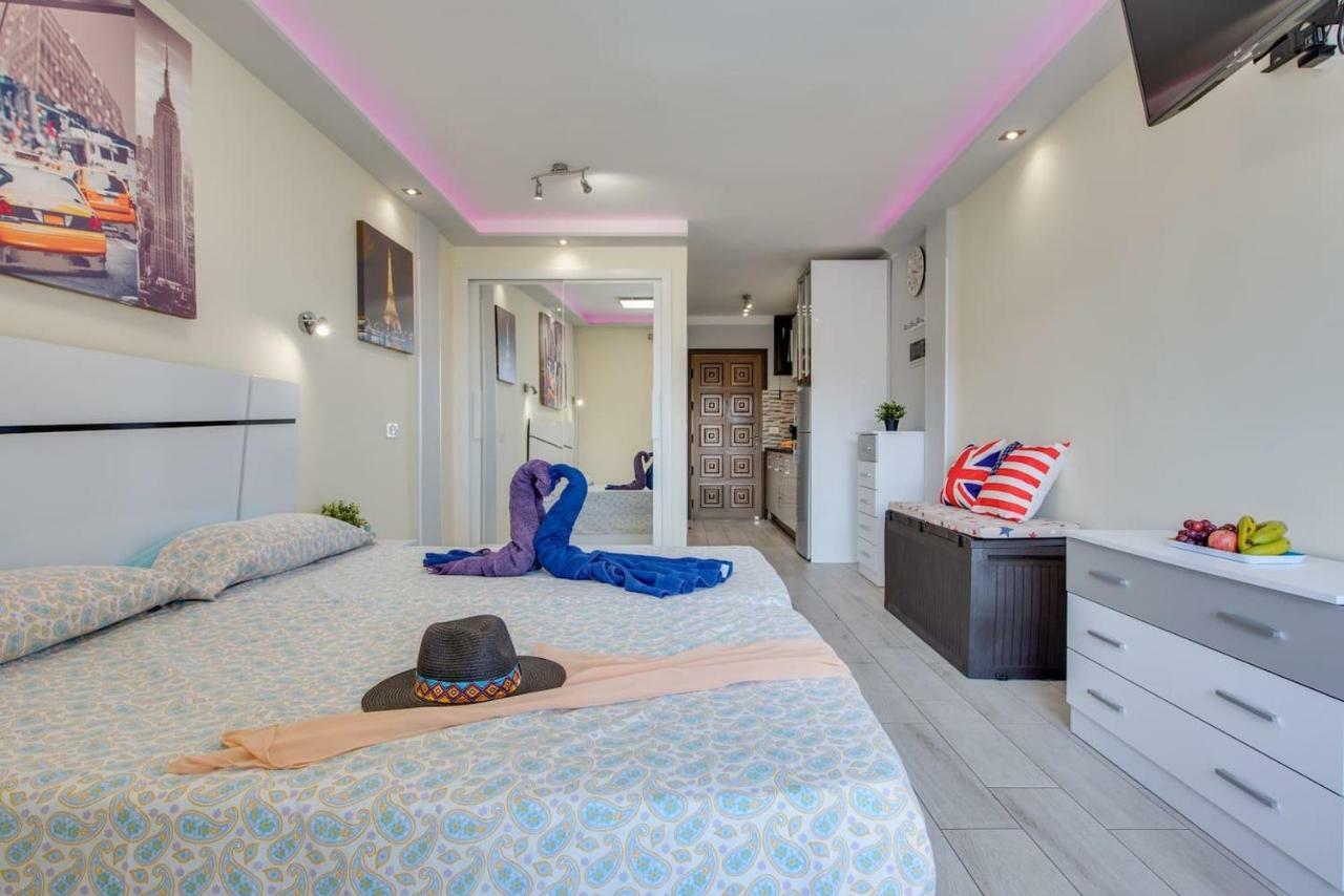 733 Wonderful Studio In Lasamericas! Wi-Fi Free! Playa de las Américas Eksteriør billede